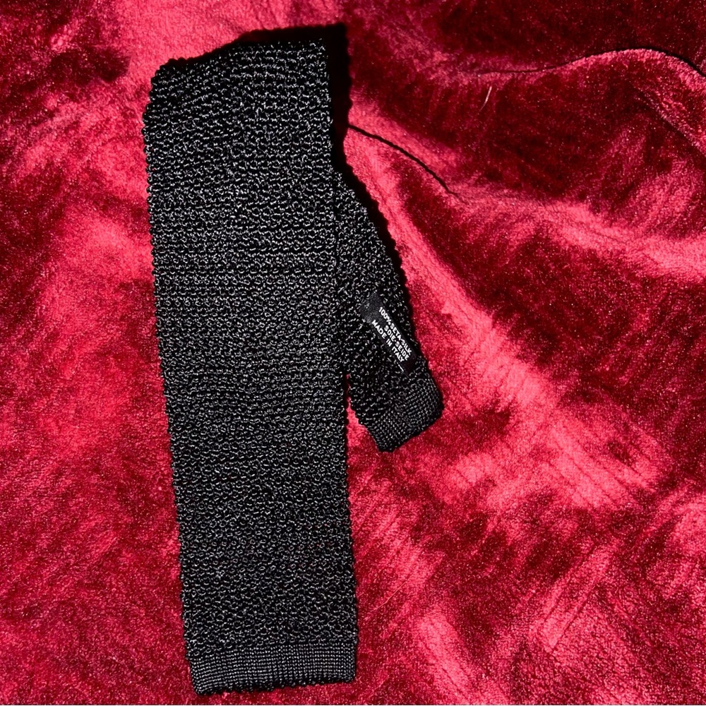 Black Knitted tie